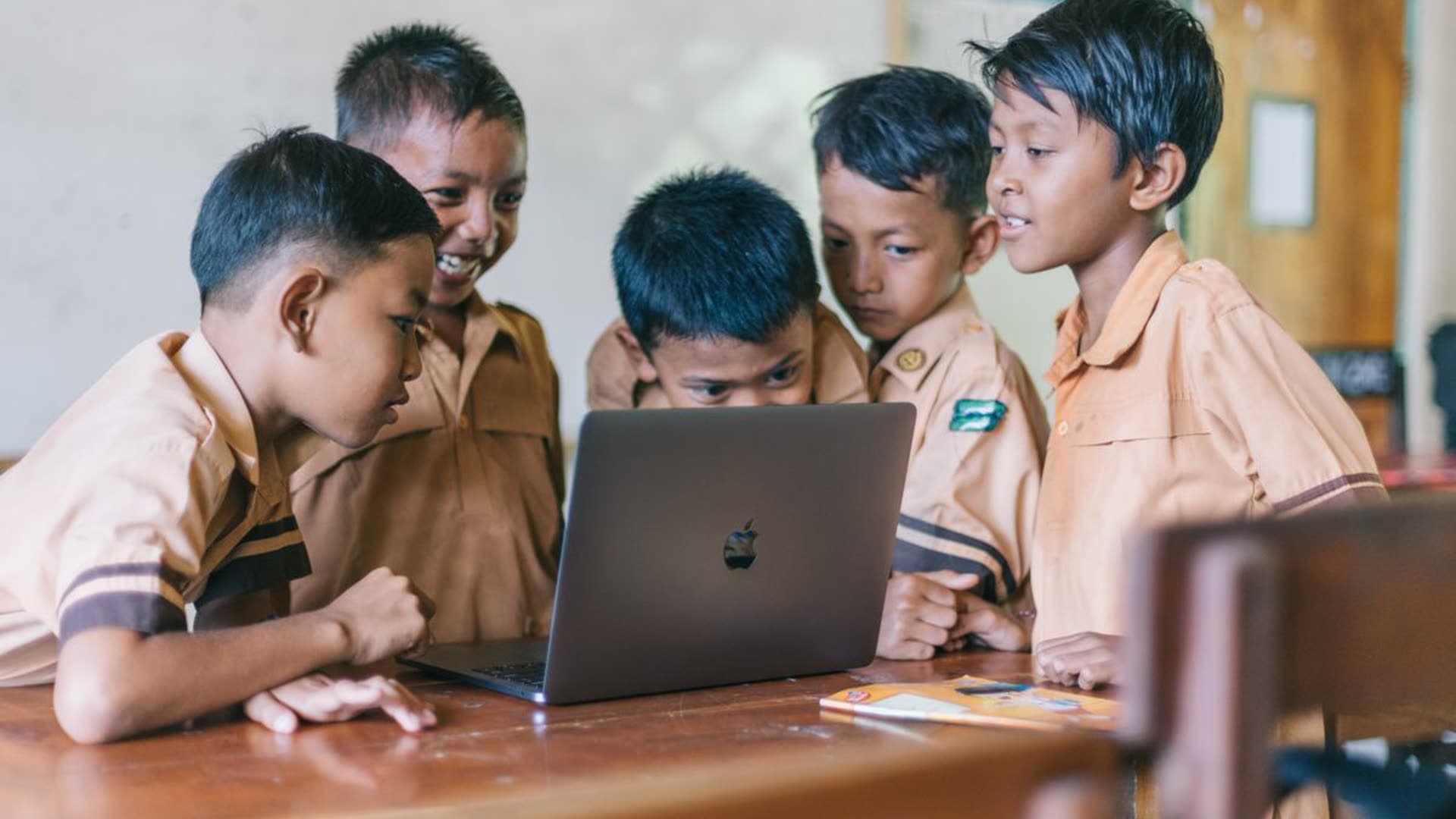 Selamat Datang di SMK Uji MSDVHGC2
